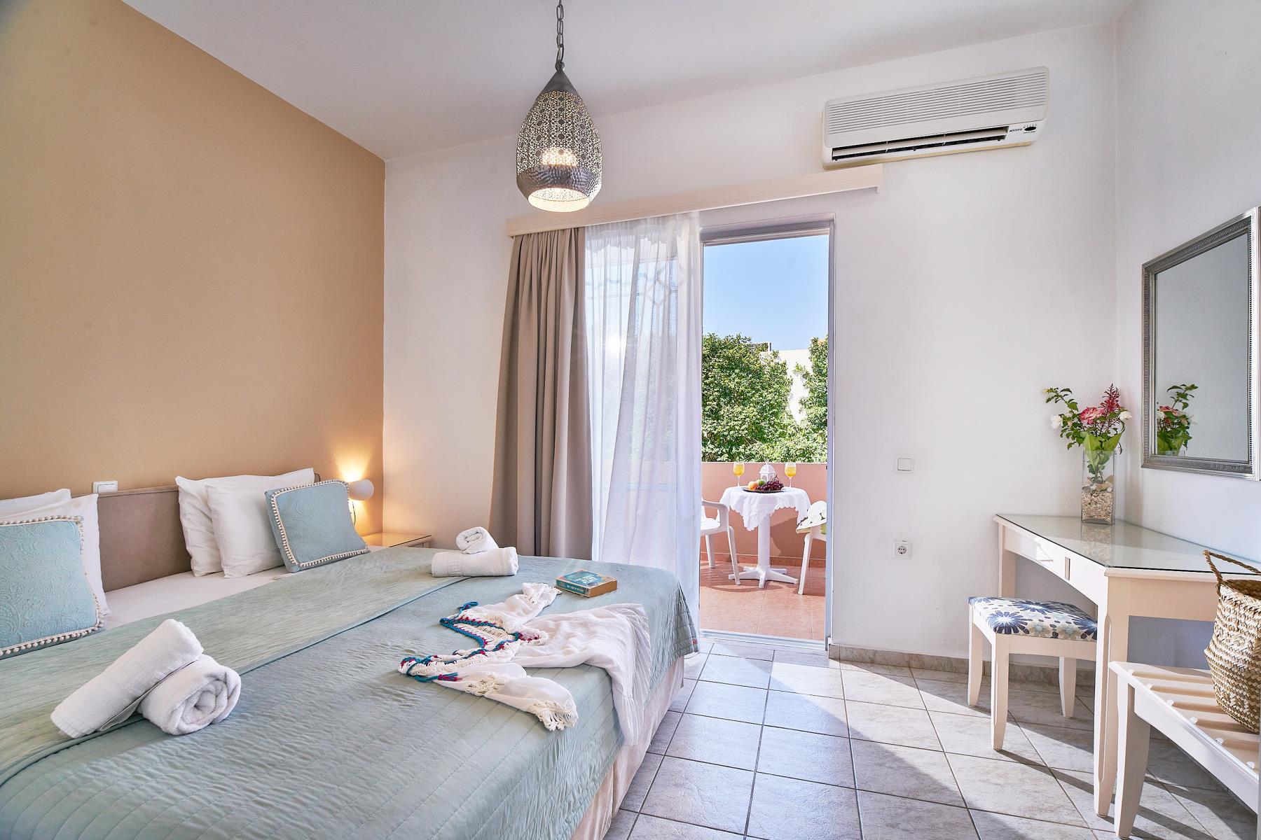 Solon Apartments Maleme with Swimming Pool